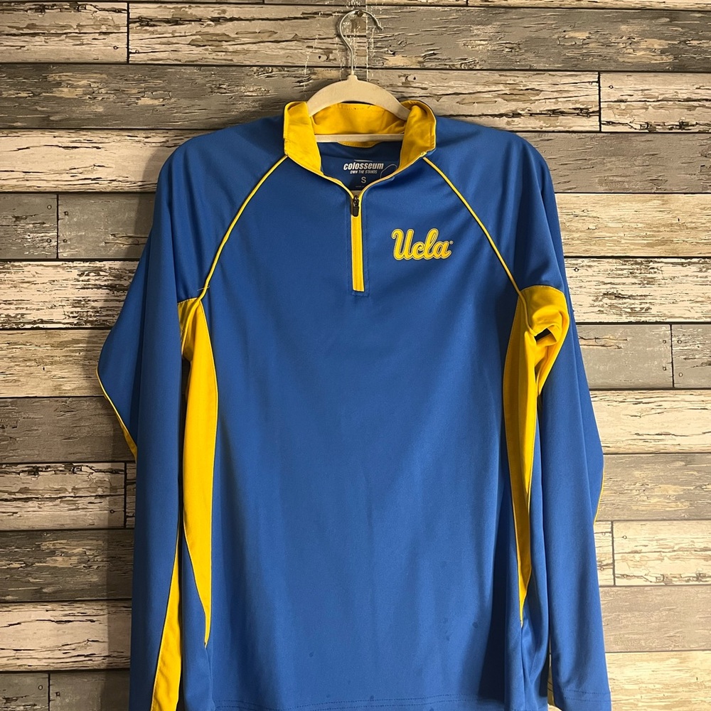 UCLA Quarter zip 
Men’s small 
Perfect condition